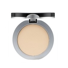 BLACK LABEL LUMINOUS FEATHERWEIGHT POWDER FOUNDATION